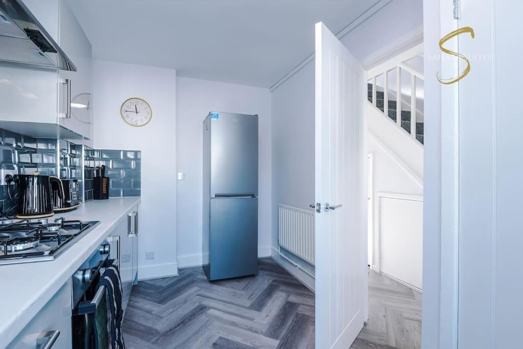 Modern 3Bed - Liverpool Centre - Parking - Sleep 5 Liverpool