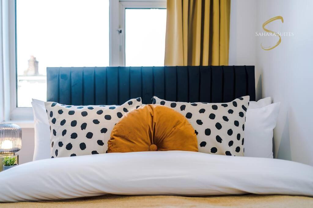 Modern 3Bed - Liverpool Centre - Parking - Sleep 5 *