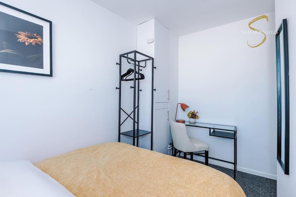 Holiday home Modern 3Bed - Liverpool Centre - Parking - Sleep 5
