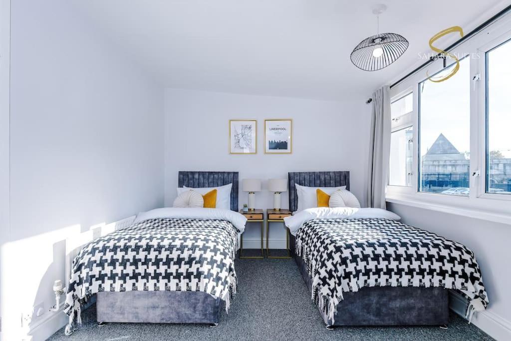 Holiday home Modern 3Bed - Liverpool Centre - Parking - Sleep 5 Liverpool